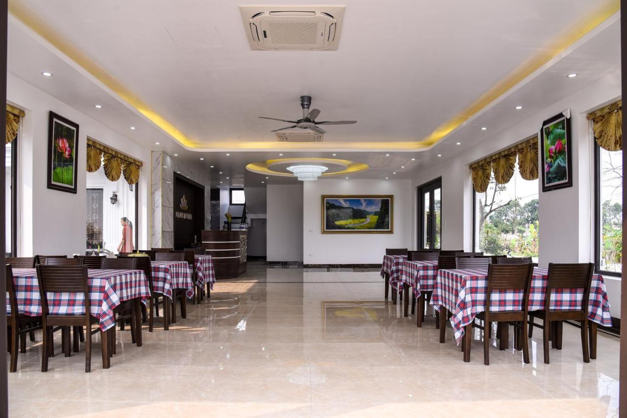 Lotus Hotel นิญบิ่ญ ภายนอก รูปภาพ