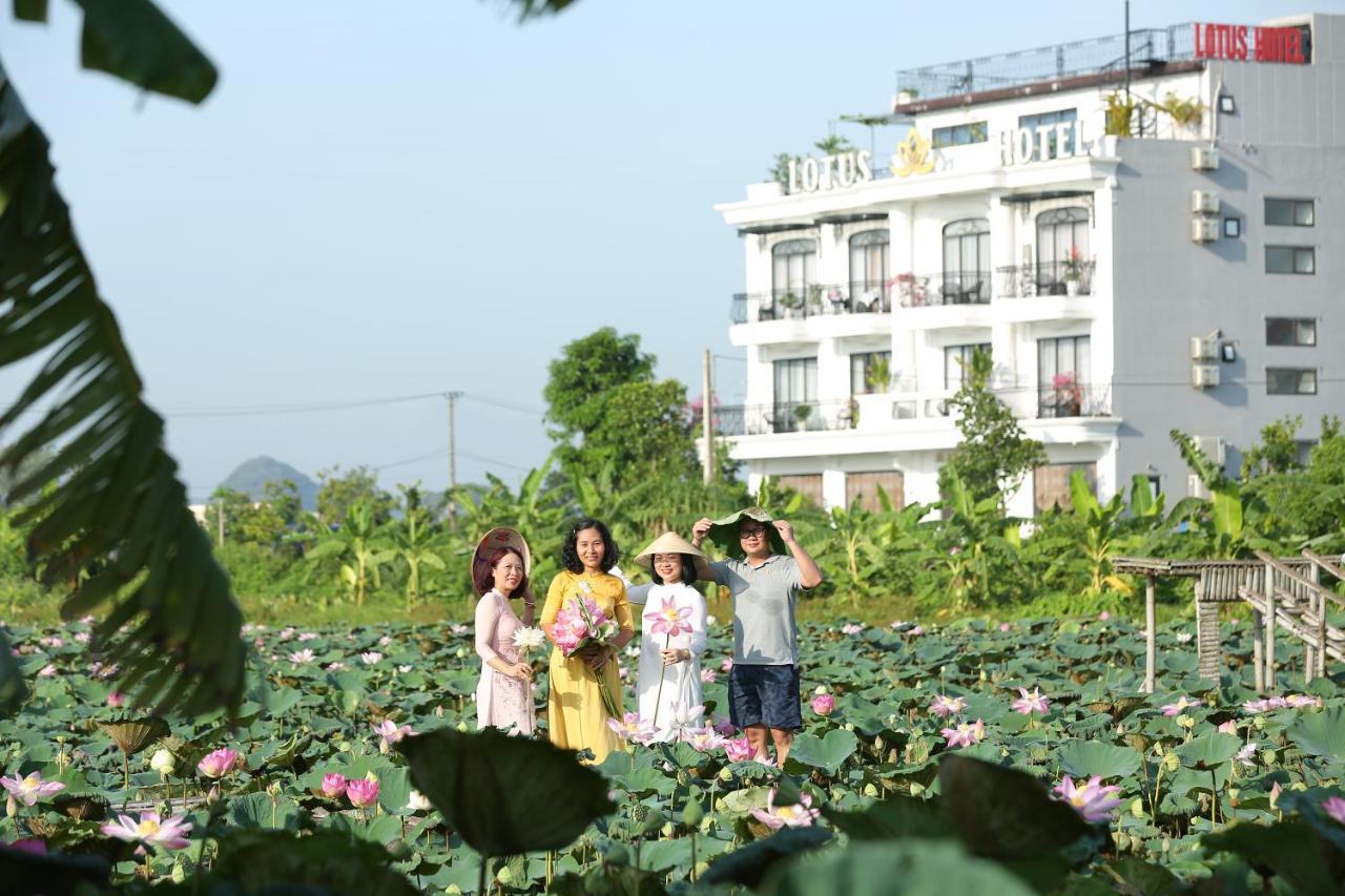 Lotus Hotel นิญบิ่ญ ภายนอก รูปภาพ