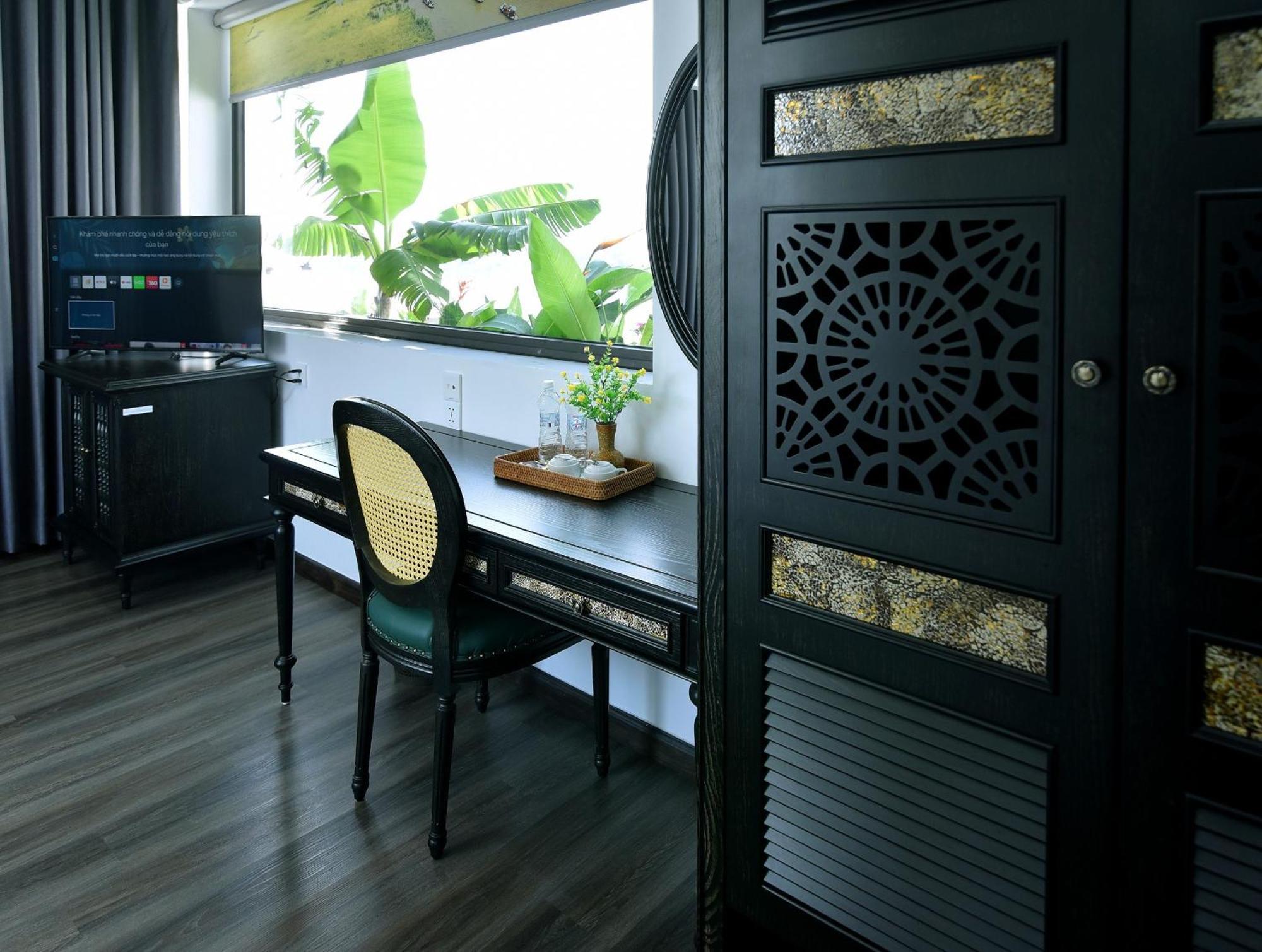Lotus Hotel นิญบิ่ญ ภายนอก รูปภาพ