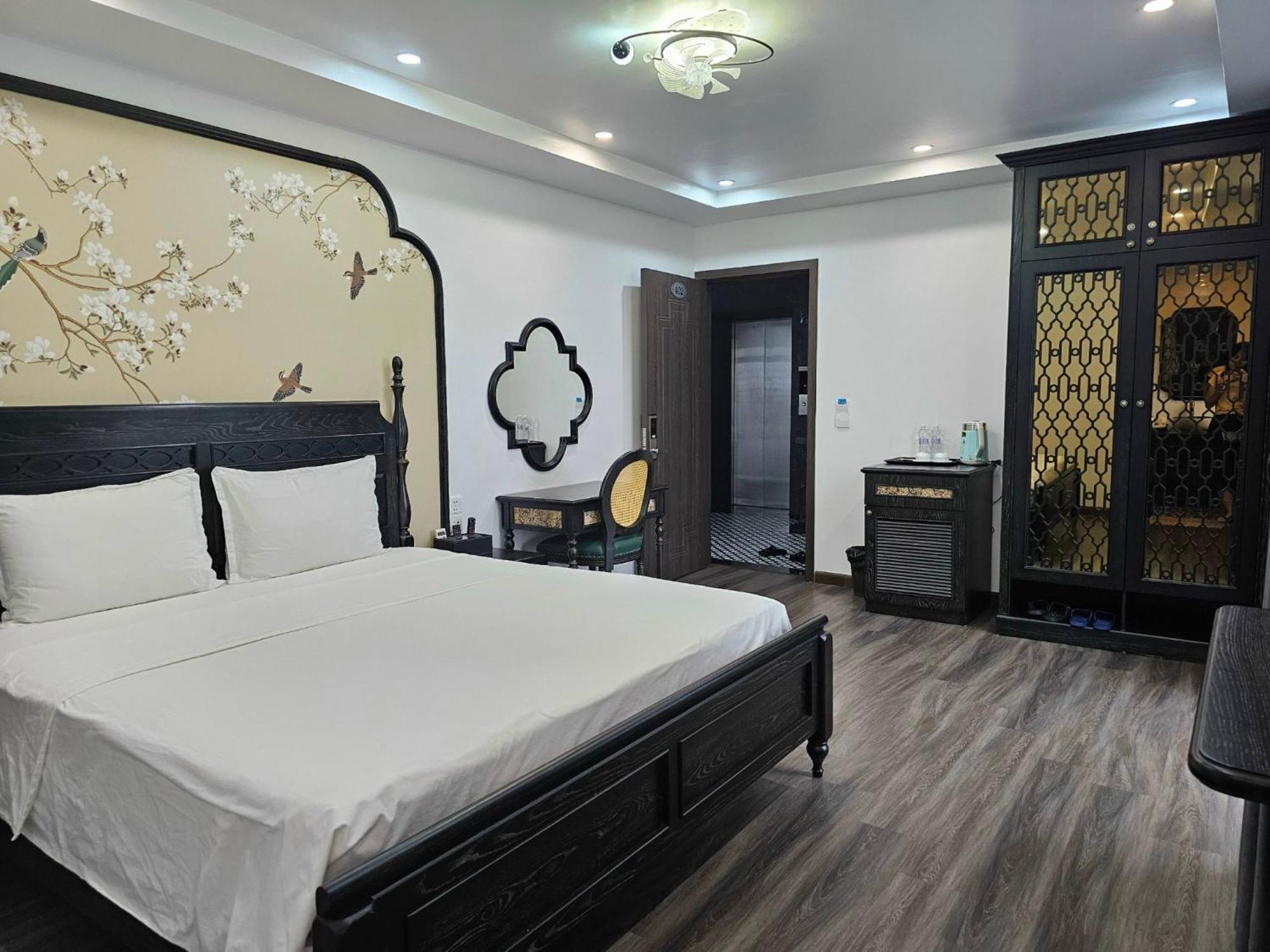 Lotus Hotel นิญบิ่ญ ภายนอก รูปภาพ